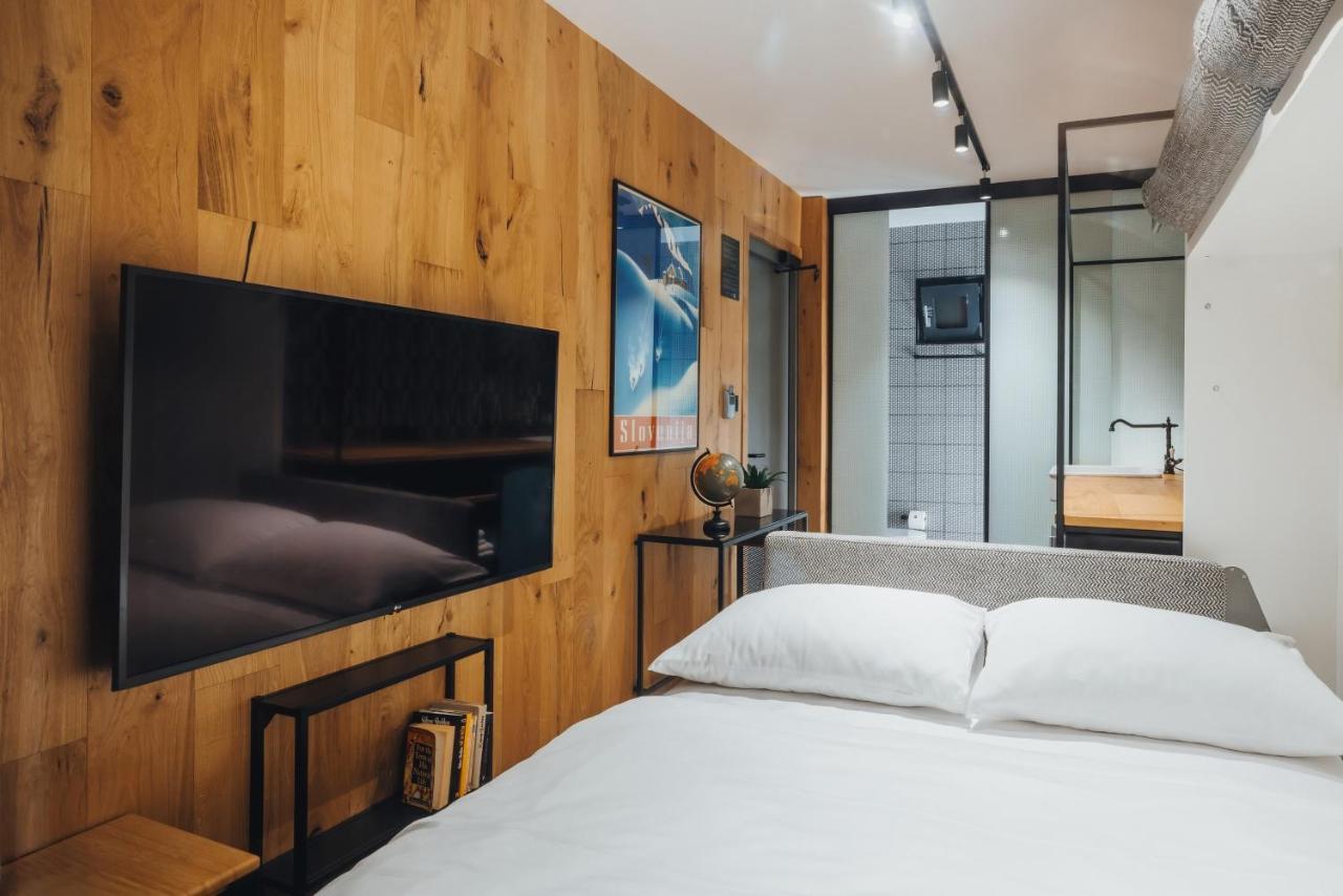 City Glamping By One66 Hotel ليوبليانا المظهر الخارجي الصورة