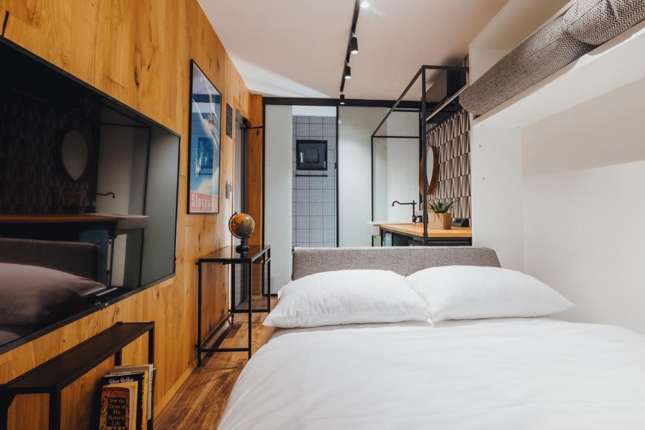City Glamping By One66 Hotel ليوبليانا المظهر الخارجي الصورة