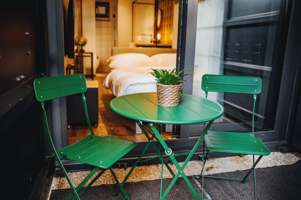 City Glamping By One66 Hotel ليوبليانا المظهر الخارجي الصورة